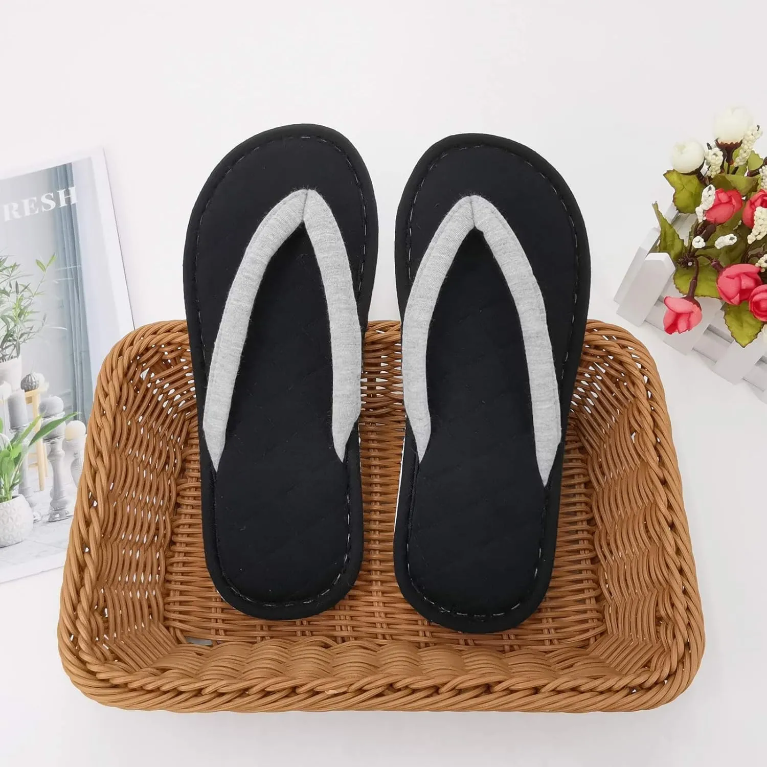 ofoot Women's Cozy Cotton House Slippers Thong Flip Flops Memory Foam Insole Open Toe Indoor Slip On Shoes