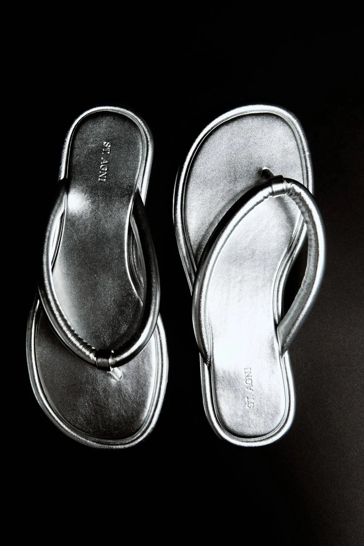 Sumi Slide in Silver