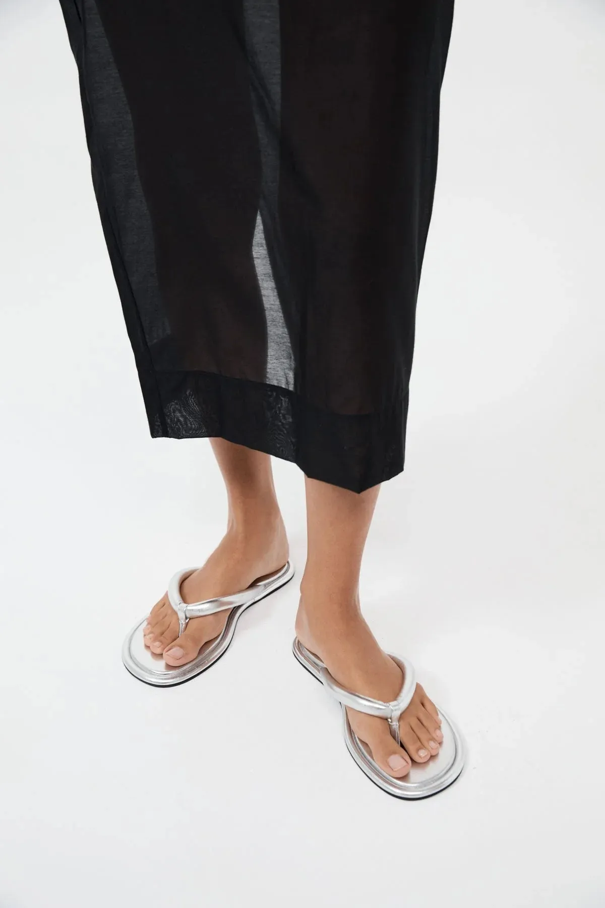 Sumi Slide in Silver